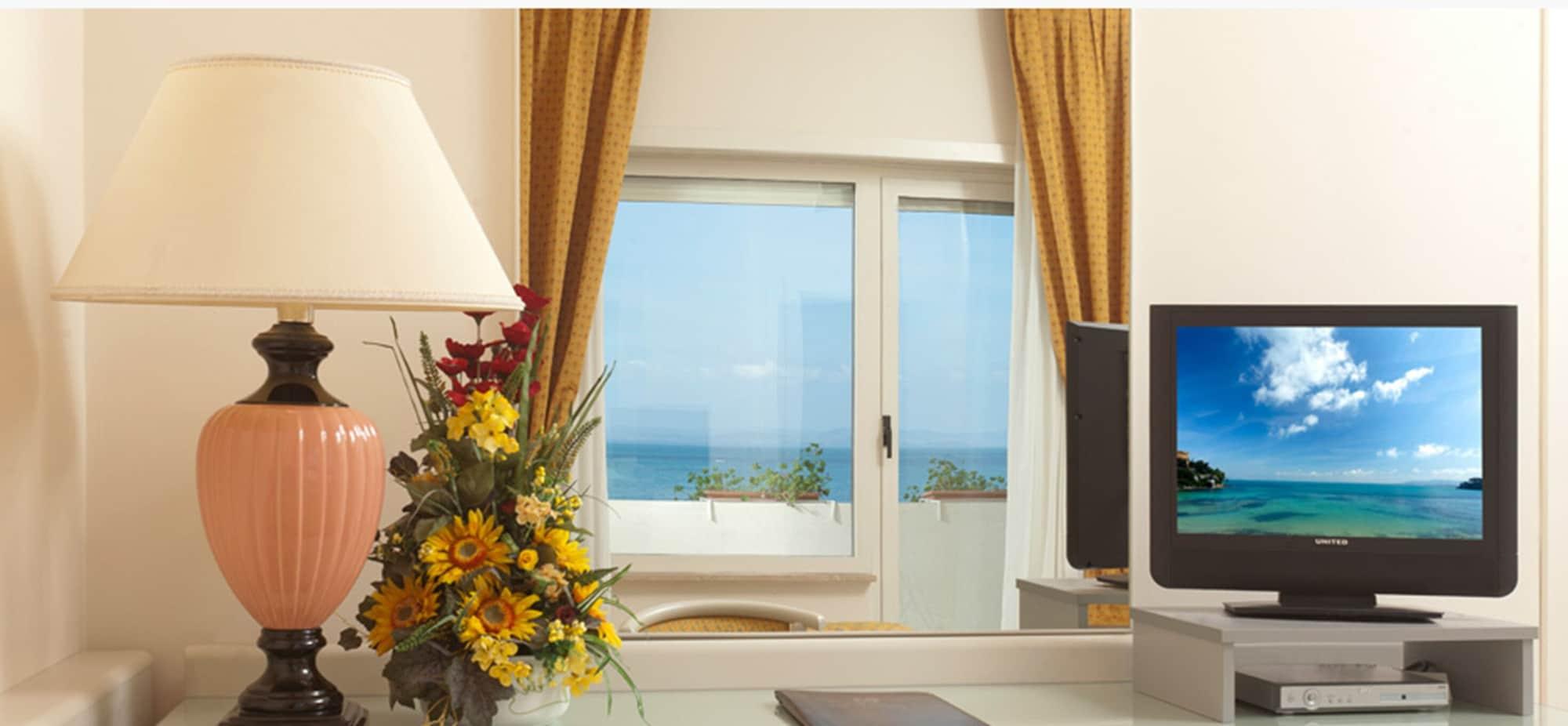 Baia D'Argento Hotell Porto Santo Stefano  Exteriör bild