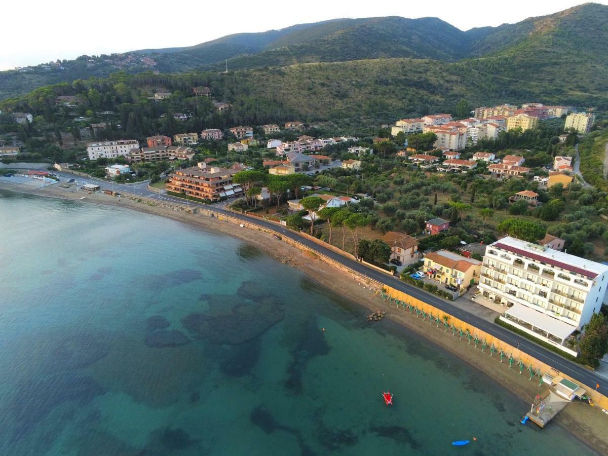 Baia D'Argento Hotell Porto Santo Stefano  Exteriör bild